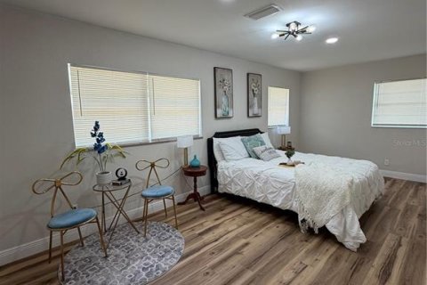 Villa ou maison à vendre à Tampa, Floride: 3 chambres, 142.6 m2 № 2234629 - photo 19