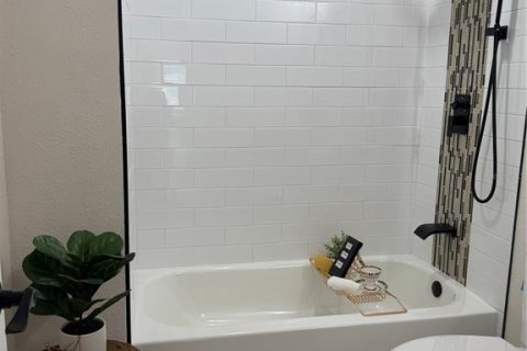 Villa ou maison à vendre à Tampa, Floride: 3 chambres, 142.6 m2 № 2234629 - photo 26