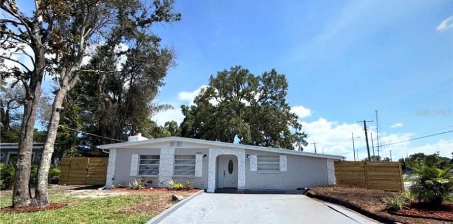Villa ou maison à Tampa, Floride 3 chambres, 142.6 m2 № 2234629