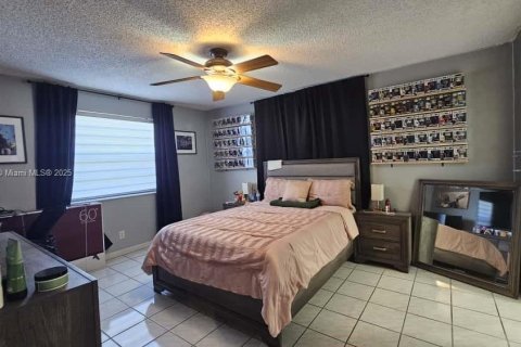 Condo in Coral Springs, Florida, 2 bedrooms  № 2060194 - photo 9