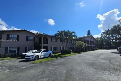 Condo in Coral Springs, Florida, 2 bedrooms  № 2060194