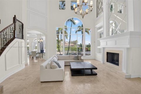 Villa ou maison à louer à Boca Raton, Floride: 5 chambres, 514.03 m2 № 1970277 - photo 9