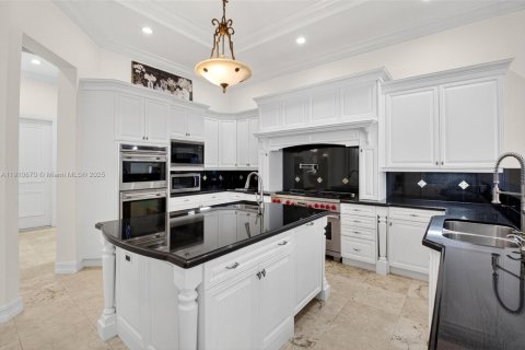 Villa ou maison à louer à Boca Raton, Floride: 5 chambres, 514.03 m2 № 1970277 - photo 17