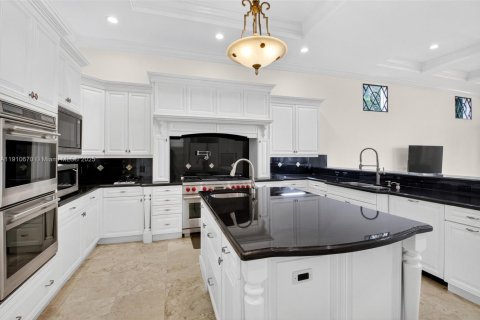 Villa ou maison à louer à Boca Raton, Floride: 5 chambres, 514.03 m2 № 1970277 - photo 16