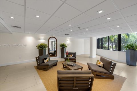 Condominio en alquiler en Miami, Florida, 1 dormitorio, 60.39 m2 № 2355197 - foto 18