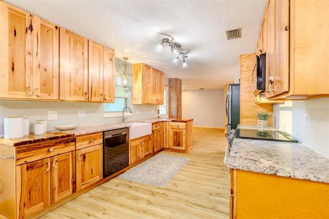 Villa ou maison à vendre à Newberry, Floride: 4 chambres, 229 m2 № 2437284 - photo 18
