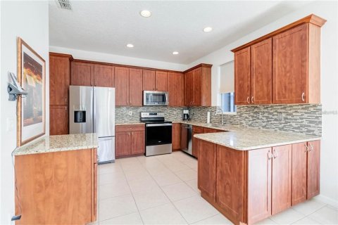Townhouse in Orlando, Florida 3 bedrooms, 137.5 sq.m. № 2197527 - photo 5
