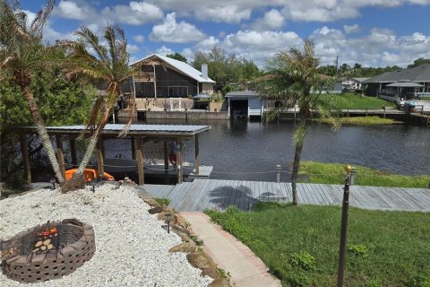 House in Kissimmee, Florida 3 bedrooms, 191.75 sq.m. № 2236554 - photo 20
