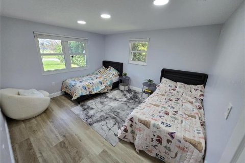House in Kissimmee, Florida 3 bedrooms, 191.75 sq.m. № 2236554 - photo 7