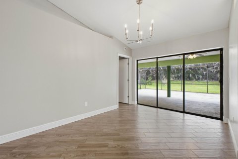 Casa en venta en Port St. Lucie, Florida, 3 dormitorios, 197.88 m2 № 2262221 - foto 9
