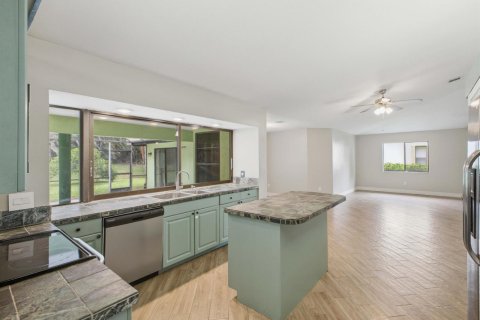 Casa en venta en Port St. Lucie, Florida, 3 dormitorios, 197.88 m2 № 2262221 - foto 12