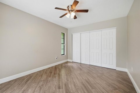 Casa en venta en Port St. Lucie, Florida, 3 dormitorios, 197.88 m2 № 2262221 - foto 26