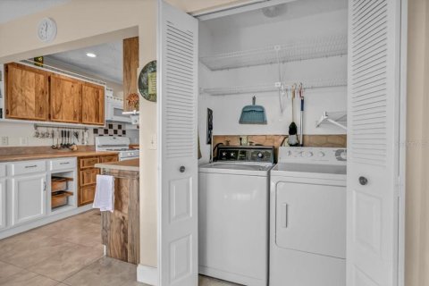 Condo in Saint Petersburg, Florida, 2 bedrooms  № 1827832 - photo 22
