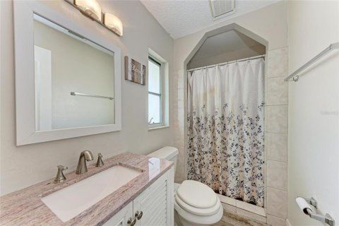 House in Bradenton, Florida 3 bedrooms, 137.77 sq.m. № 1802357 - photo 24