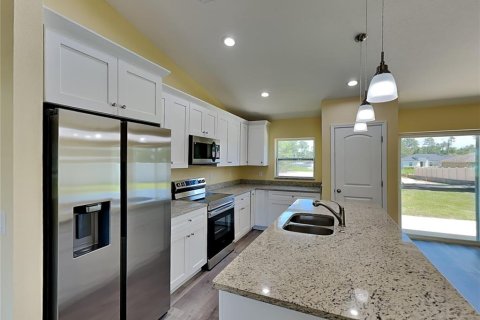 Villa ou maison à louer à Ocala, Floride: 3 chambres, 141.86 m2 № 2396551 - photo 6