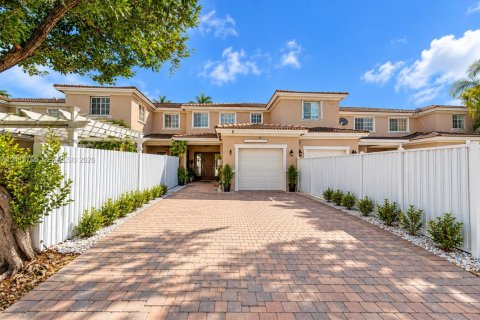 Townhouse in Homestead, Florida 3 bedrooms, 130.81 sq.m. № 2435320 - photo 15