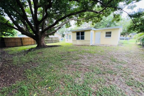 House in Dunedin, Florida 2 bedrooms, 97.83 sq.m. № 2393886 - photo 23