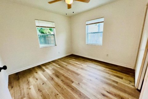 House in Dunedin, Florida 2 bedrooms, 97.83 sq.m. № 2393886 - photo 17
