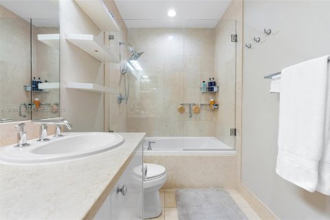 Copropriété à vendre à Aventura, Floride: 1 chambre, 84.91 m2 № 2417483 - photo 23