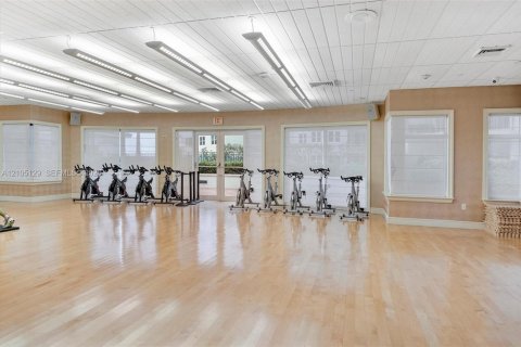 Copropriété à vendre à Aventura, Floride: 1 chambre, 84.91 m2 № 2417483 - photo 29