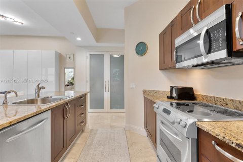 Copropriété à vendre à Aventura, Floride: 1 chambre, 84.91 m2 № 2417483 - photo 12