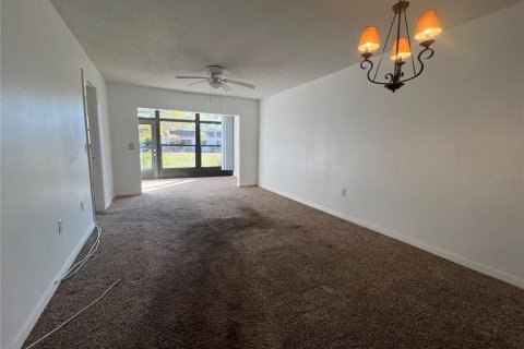 Casa en venta en Clearwater, Florida, 2 dormitorios, 75.44 m2 № 1720258 - foto 6