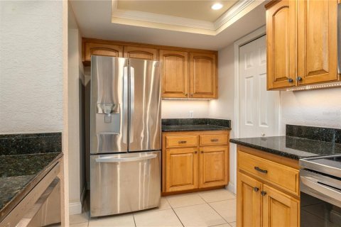 House in Winter Haven, Florida 3 bedrooms, 220.83 sq.m. № 2166296 - photo 16