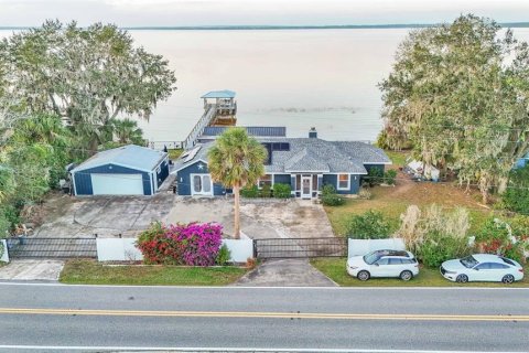 House in Frostproof, Florida 3 bedrooms, 163.14 sq.m. № 1567944 - photo 4
