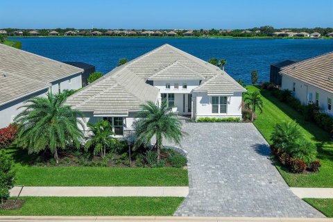 Villa ou maison à vendre à Sarasota, Floride: 3 chambres, 248.33 m2 № 2437157 - photo 6