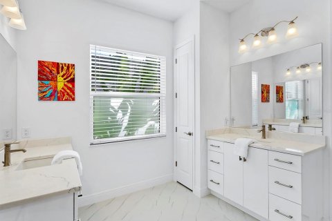 Villa ou maison à vendre à Sarasota, Floride: 3 chambres, 248.33 m2 № 2437157 - photo 26