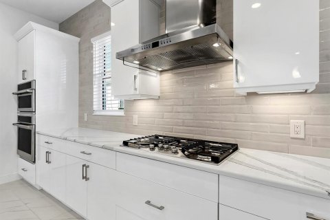 Villa ou maison à vendre à Sarasota, Floride: 3 chambres, 248.33 m2 № 2437157 - photo 20
