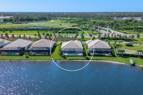 Villa ou maison à vendre à Sarasota, Floride: 3 chambres, 248.33 m2 № 2437157 - photo 5