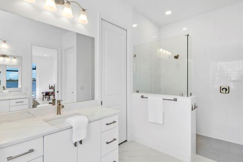 Villa ou maison à vendre à Sarasota, Floride: 3 chambres, 248.33 m2 № 2437157 - photo 25