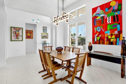 Villa ou maison à vendre à Sarasota, Floride: 3 chambres, 248.33 m2 № 2437157 - photo 16