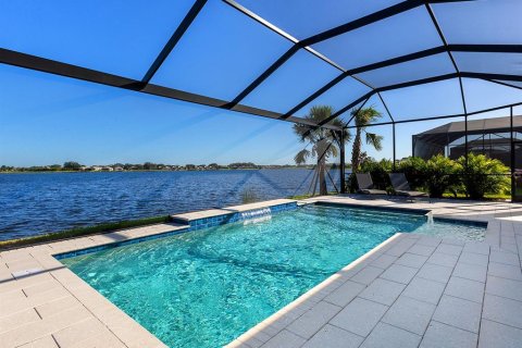 Villa ou maison à vendre à Sarasota, Floride: 3 chambres, 248.33 m2 № 2437157 - photo 2