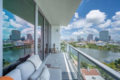 Copropriété à vendre à Saint Petersburg, Floride: 2 chambres, 144 m2 № 2221824 - photo 8