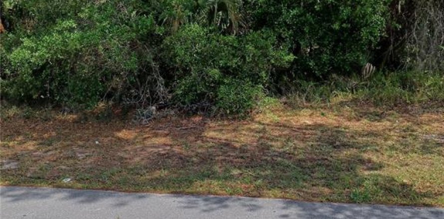 Land in Deltona, Florida № 1722806