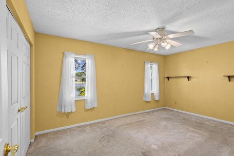 Villa ou maison à vendre à New Port Richey, Floride: 2 chambres, 114.83 m2 № 2219838 - photo 19