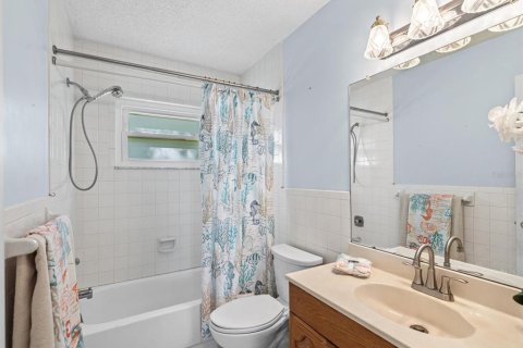 Villa ou maison à vendre à New Port Richey, Floride: 2 chambres, 114.83 m2 № 2219838 - photo 21