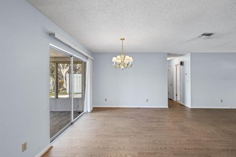 Villa ou maison à vendre à New Port Richey, Floride: 2 chambres, 114.83 m2 № 2219838 - photo 12