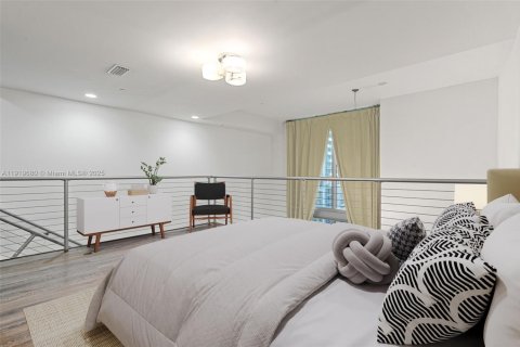Condominio en venta en Miami, Florida, 1 dormitorio, 96.62 m2 № 1977096 - foto 19