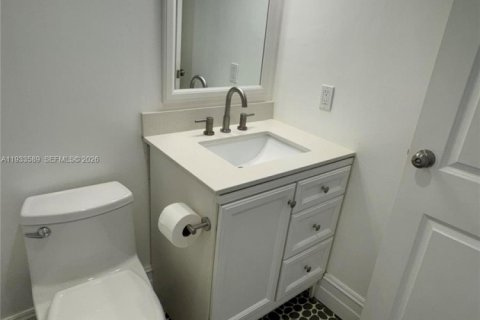 Condominio en venta en Fort Lauderdale, Florida, 1 dormitorio, 66.89 m2 № 1991324 - foto 17