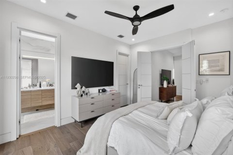 Townhouse in Fort Lauderdale, Florida 3 bedrooms, 184.04 sq.m. № 1991055 - photo 30