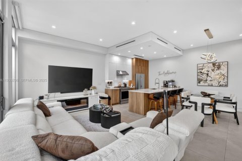 Townhouse in Fort Lauderdale, Florida 3 bedrooms, 184.04 sq.m. № 1991055 - photo 12