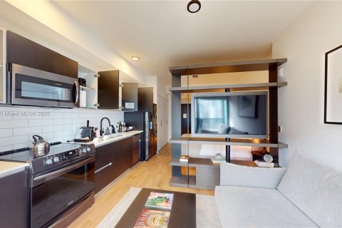 Copropriété à vendre à Miami, Floride: 33.63 m2 № 1951790 - photo 8