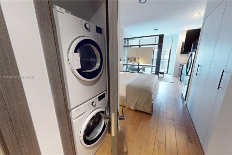 Copropriété à vendre à Miami, Floride: 33.63 m2 № 1951790 - photo 12