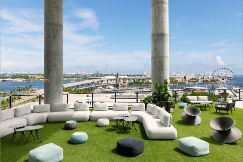 Copropriété à vendre à Miami, Floride: 33.63 m2 № 1951790 - photo 21