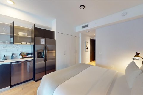 Copropriété à vendre à Miami, Floride: 33.63 m2 № 1951790 - photo 2