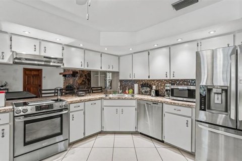 Villa ou maison à vendre à Kathleen, Floride: 3 chambres, 235.6 m2 № 2147665 - photo 11