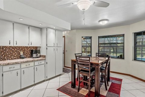 Villa ou maison à vendre à Kathleen, Floride: 3 chambres, 235.6 m2 № 2147665 - photo 12